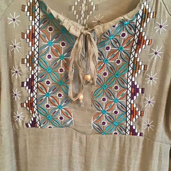 NWOT -Urban Mangoz embroidered boho tunic dress - Picture 3 of 7